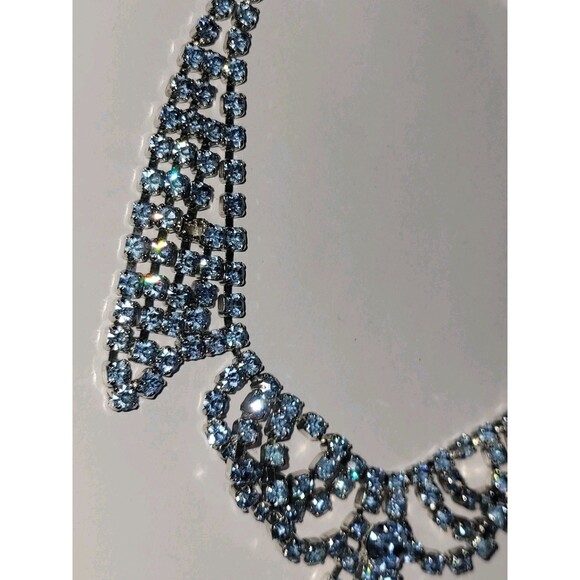 Vintage Silver Tone Light Sky Blue Sparkling AB Crystals Princess 15" Necklace - Picture 9 of 11